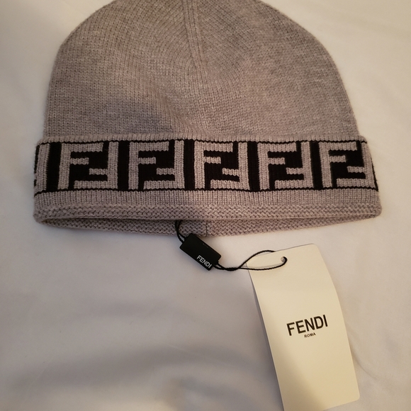 Fendi Gray Knit Beanie with Black Logo Band - Picture 1 of 2